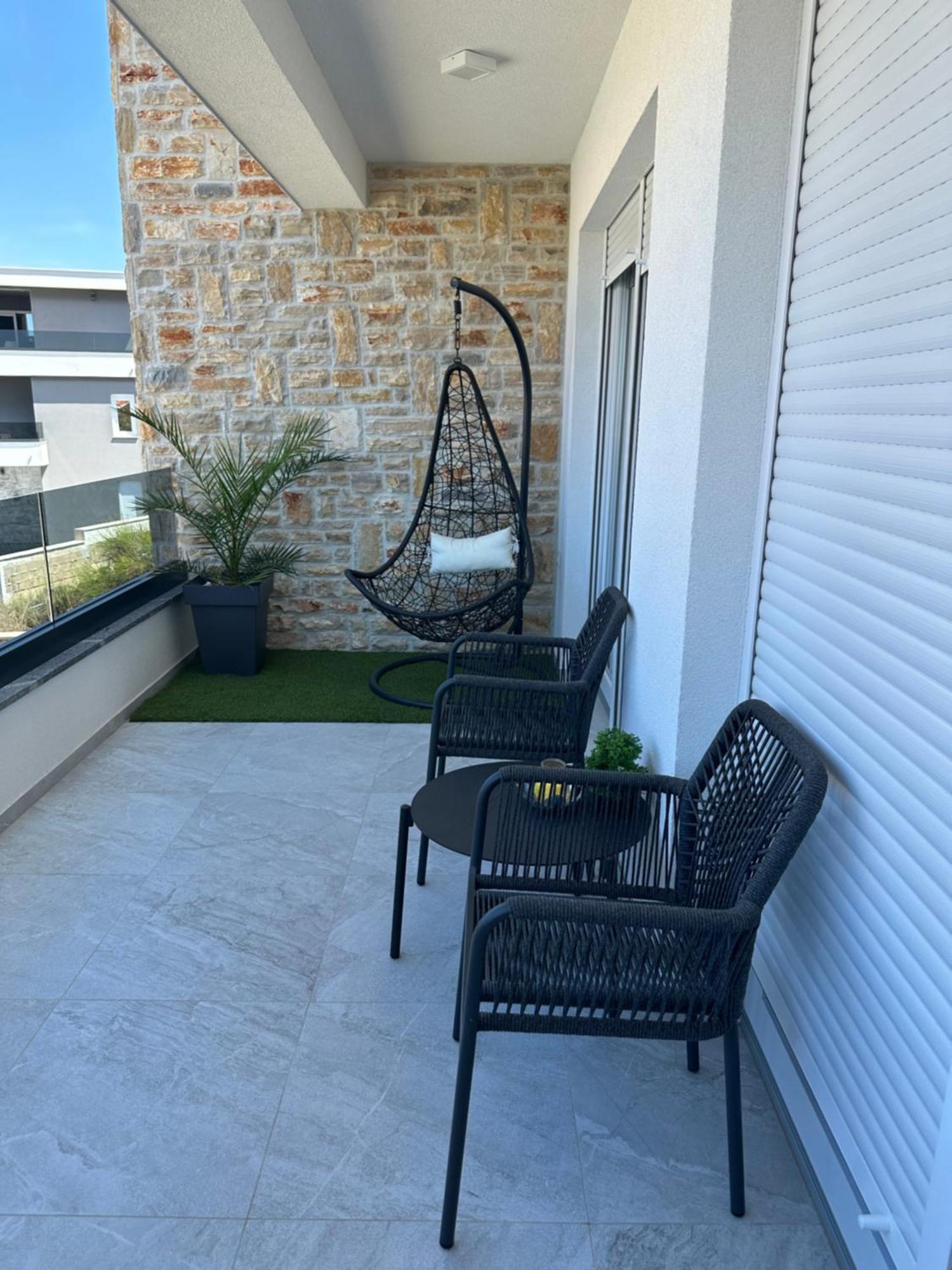 Apartments Albatross ノヴァリャ エクステリア 写真